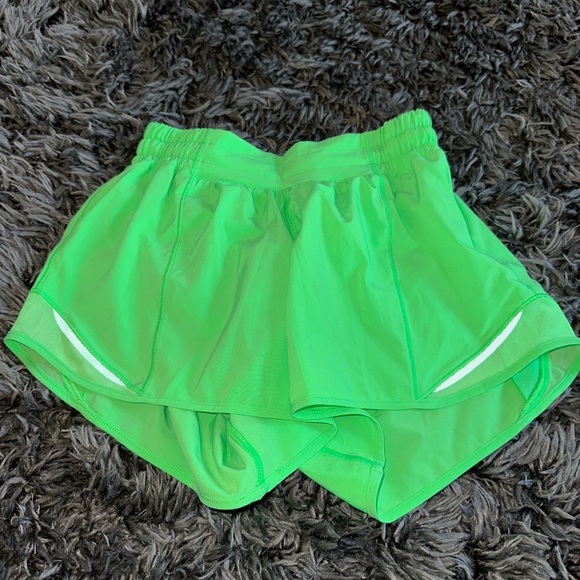 Lululemon hotty hots - Picture 1 of 3